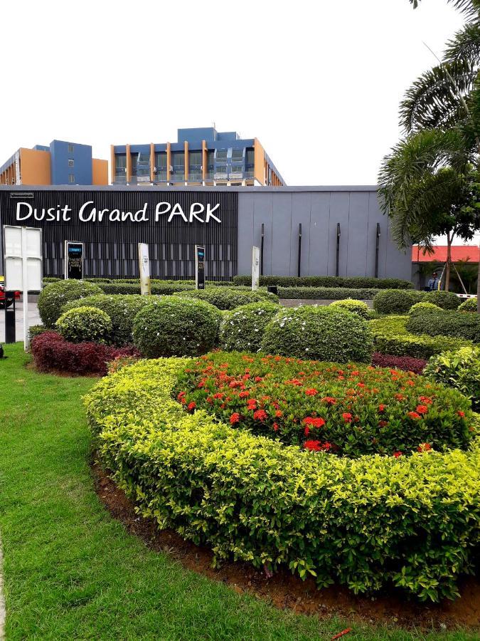 Dusit Grand Park Condo Pattaya Buitenkant foto